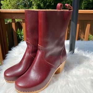 Swedish Hasbeens brown leather clog boot US 10
